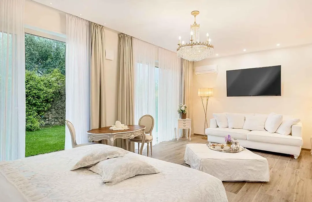 Luxury Dreams-1